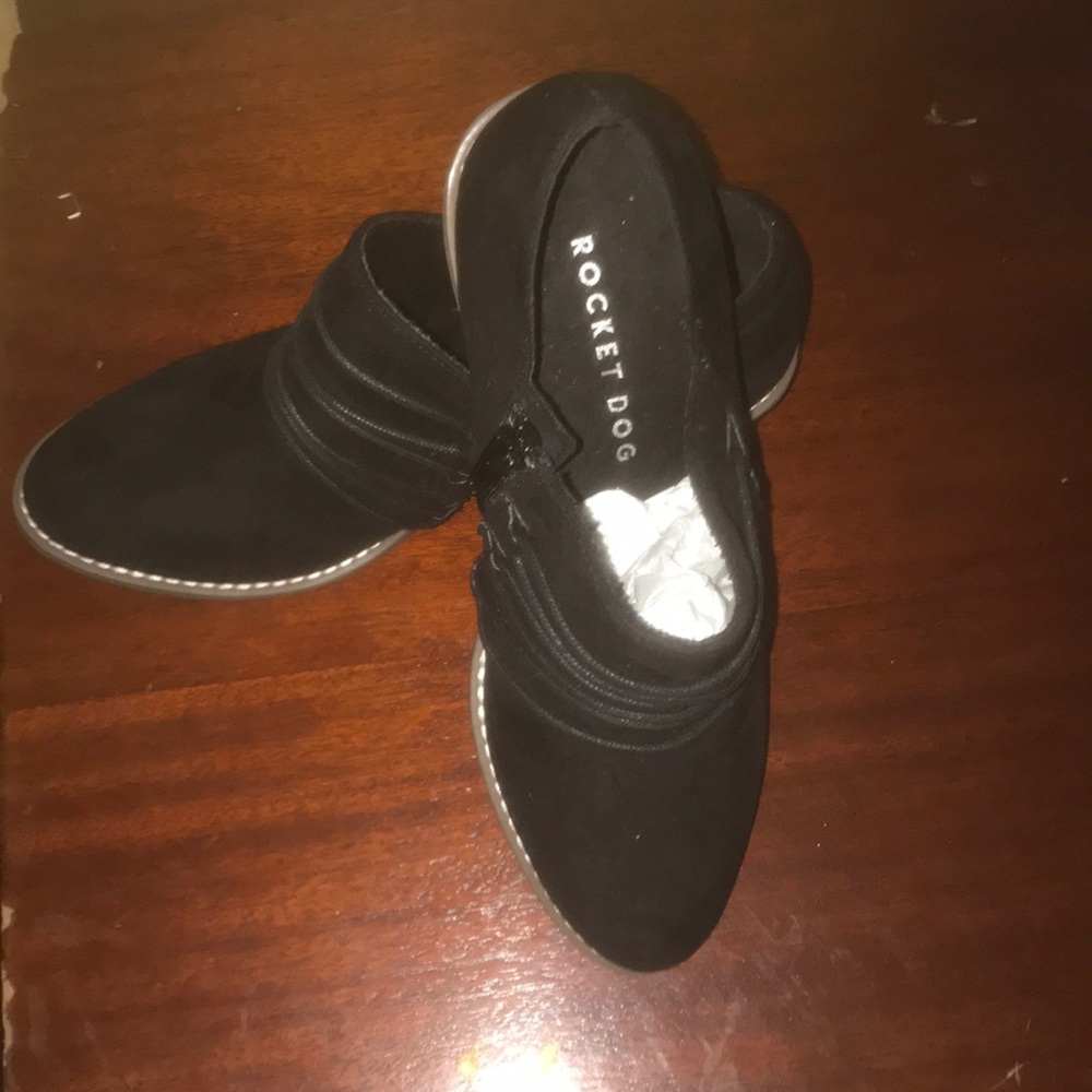 Suede boots